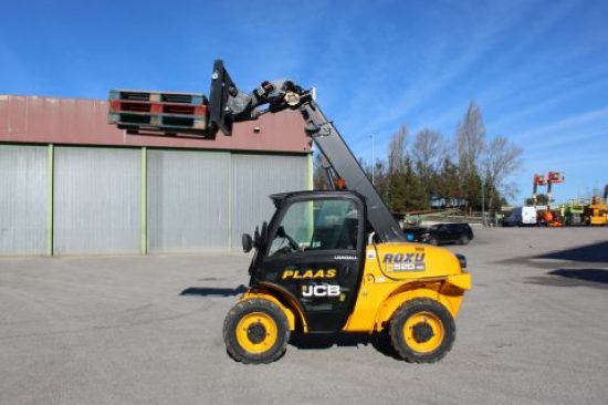 Curso Manitou en Asturias | Formación en carretilla telescópica | Grupo Roxu