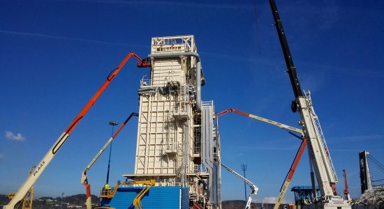 Formación a medida en maquinaria industrial para empresas: carretillas elevadoras, puente grúa y equipos específicos